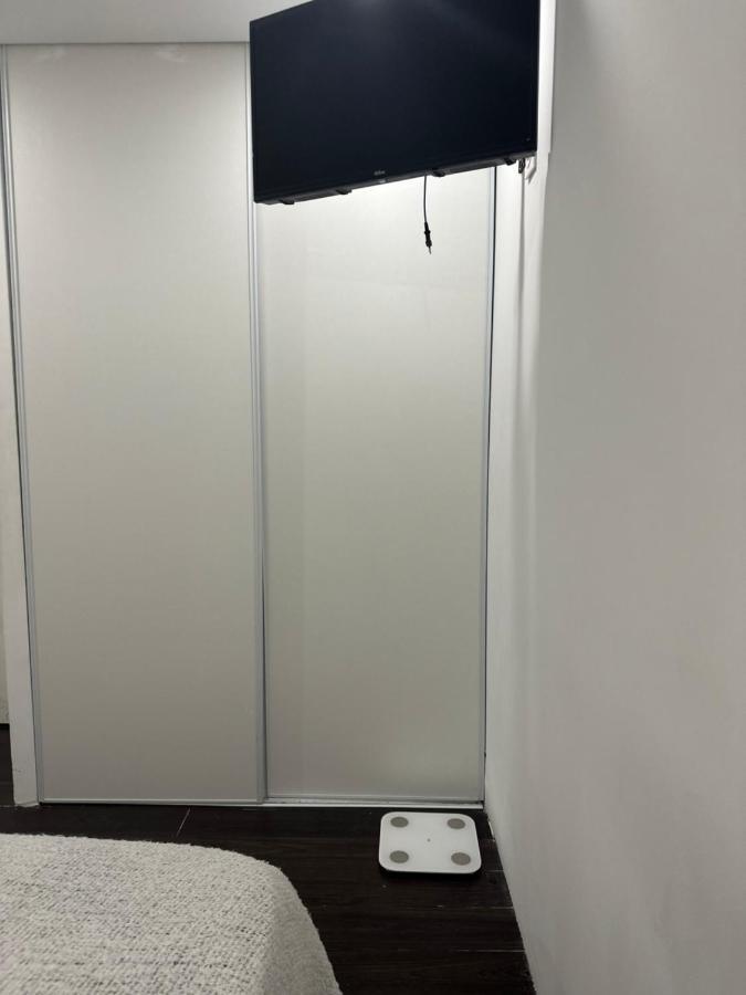 Location De Chambre Privee Dans Residence Prive, Jardins Et Parking Gratuit 1 Min To Tramway Et 9 Min De Centre-Ville, Accessibilite A Plusieurs Transports Nice Luaran gambar
